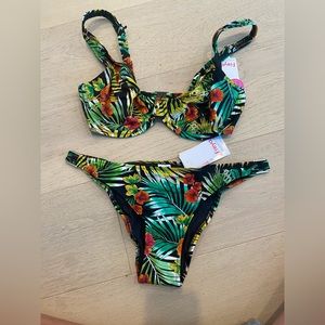 NWT BIKINI